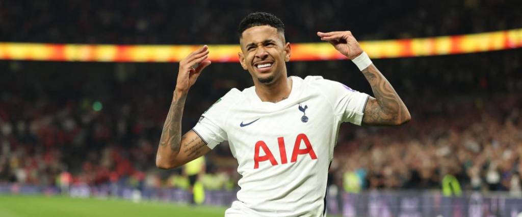 El delantero brasileño marcó un tanto en la victoria del Tottenham en el duelo ante Charlton.