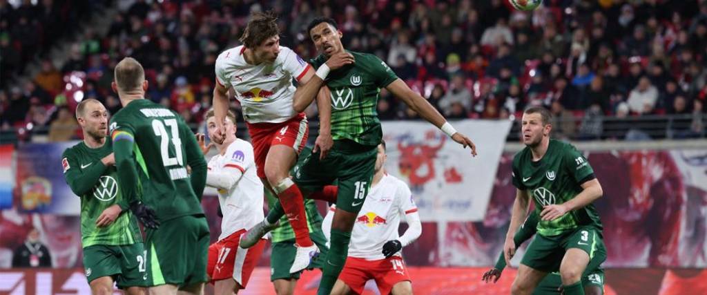 Leipzig se mantiene en el quinto lugar en la Bundesliga tras empatar con Wolfsburgo de local.