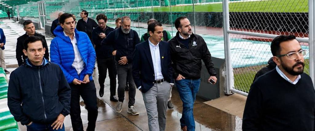 El estadio Tahuichi fue inspeccionado por una comitiva de Conmebol de cara a la final de la Sudamericana.