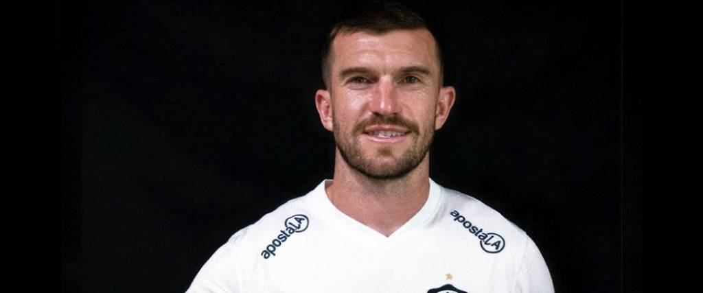 El defensor de Nueva Zelanda jugará en Olimpia de Paraguay.