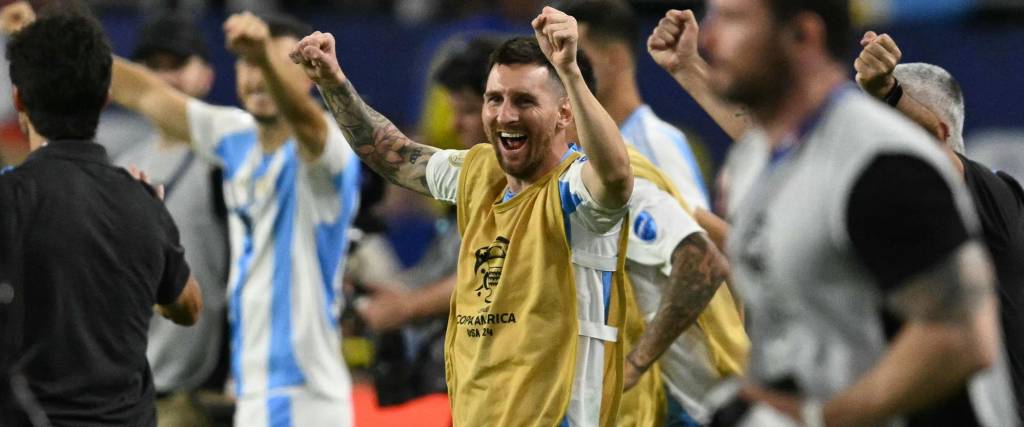 Lionel Messi celebró la obtención de un nuevo título con la camiseta de la selección de Argentina.