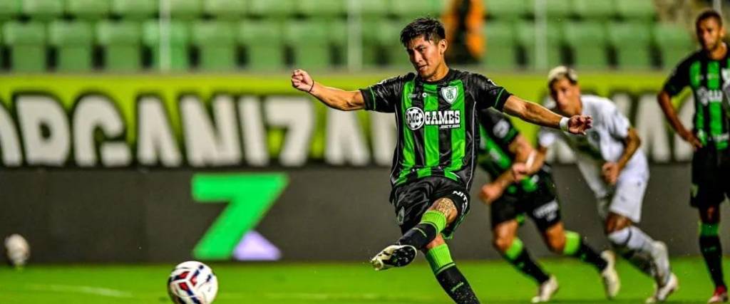 Miguelito Terceros destaca en el America FC