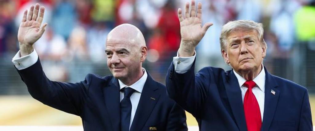 Gianni Infantino (izq.) junto con Donald Trump durante el Mundial 2026.