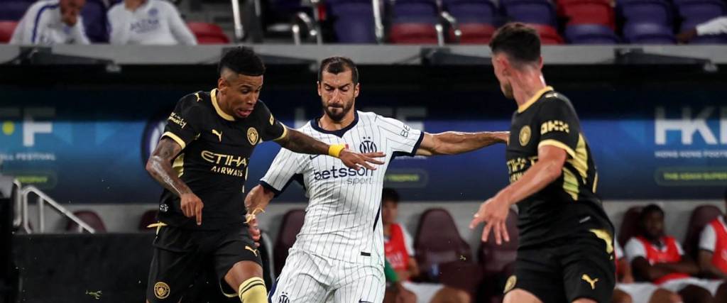 Incidencia del partido entre Manchester City e Inter de Italia en Hong Kong. 