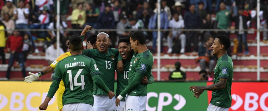 La selección de Bolivia en el partido ante Perú
