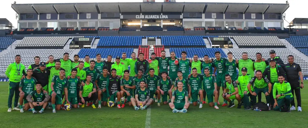 La selección en su último entrenamiento en Matute, estadio de Alianza Lima