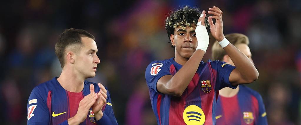 Lamine Yamal celebra la victoria frente al Espanyol