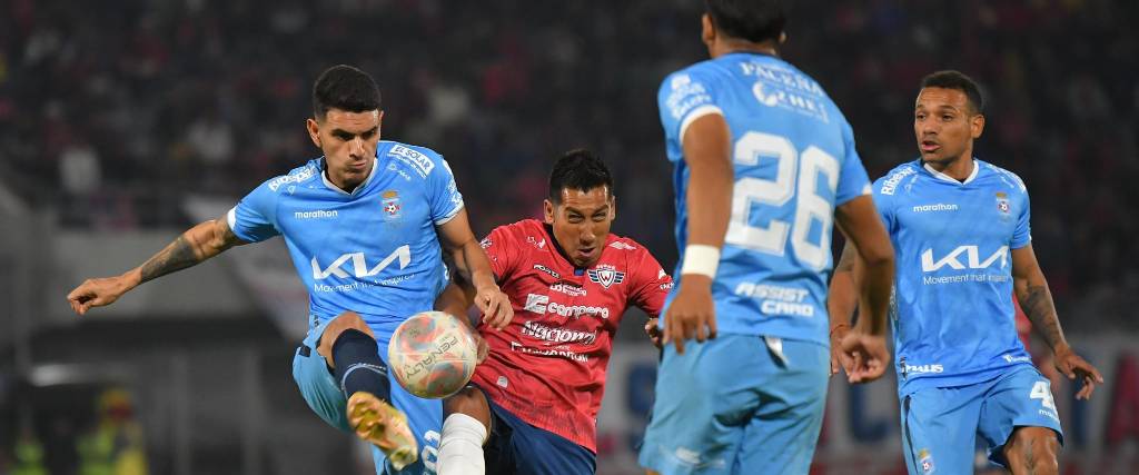 Wilstermann y Blooming en el partido jugado el fin de semana