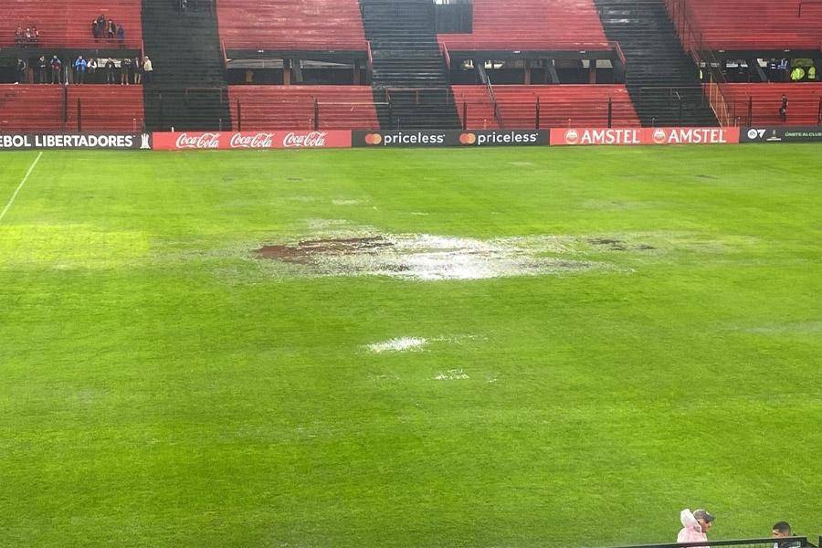 Así estaba el gramado del estadio Presbítero Grella, donde hace de local Patronato.