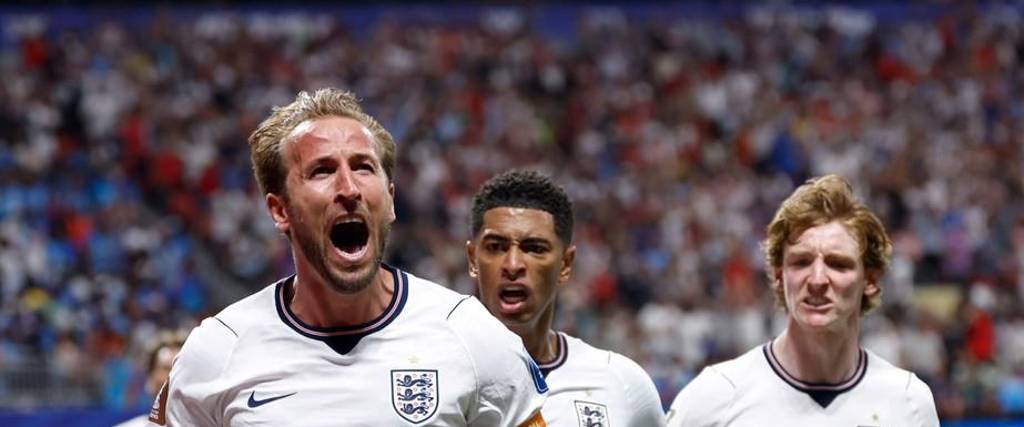 Inglaterra enfrentará a México en un épico duelo por octavos de final 