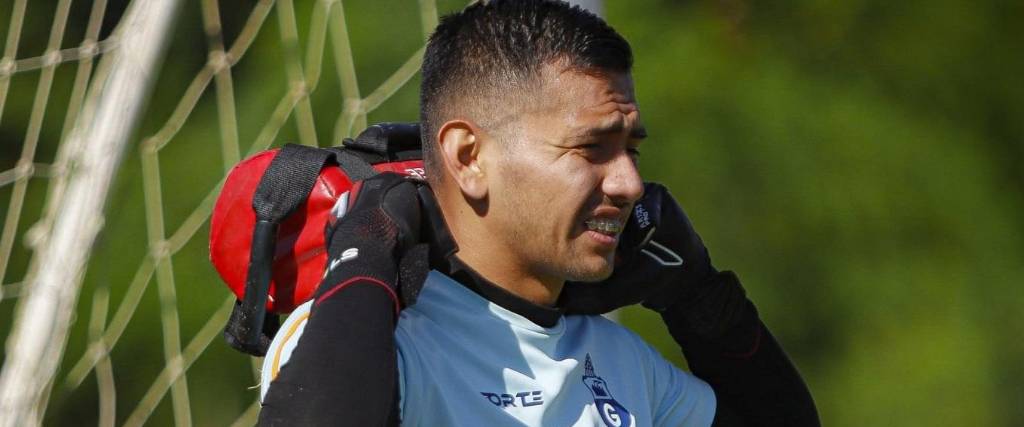 Manuel Ferrel, guardameta de Guabirá no entrenó este lunes con el plantel.