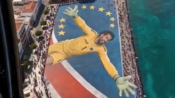Vozinha, el portero viral: crean un mural de homenaje en Cabo Verde generado por IA