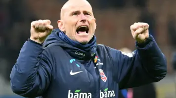 La historia de superación de Solbakken, el DT de Noruega, de estar “muerto” por siete minutos al Mundial