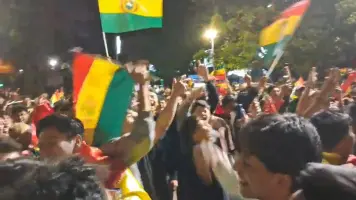 Lágrimas, abrazos y festejo total de la población tras el repechaje mundialista de Bolivia