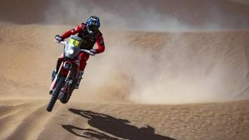 El chileno Ignacio Cornejo gana segunda etapa de motos del Rally Dakar
