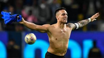 Inter se corona campeón de la Supercopa de Italia con gol de Martínez