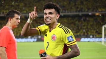 Luis Díaz y James lideran la nómina de Colombia para enfrentar a la Verde