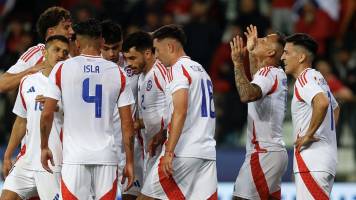 Chile golea a Albania en el estreno del entrenador Ricardo ‘Tigre’ Gareca