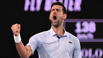 Novak Djokovic sufre para vencer al croata Prizmic en el Abierto de Australia