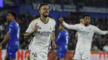 Un doblete de Joselu devuelve el liderato de la Liga de España al Real Madrid