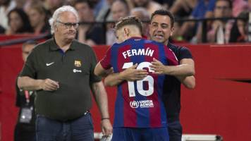 Xavi se despide del Barcelona con un triunfo en Sevilla en el cierre de la Liga