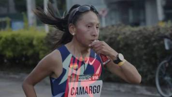 Boliviana Jhoselyn Camargo logra el primer lugar en la Media Maratón de Medellín