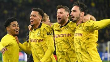 Borussia Dortmund vence al PSV y avanza a cuartos de la Champions