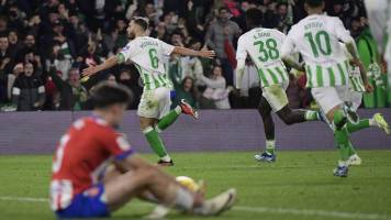 El Betis y Pezzella evitan un nuevo triunfo del Girona en la liga de España