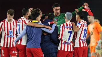 Atlético aguanta el empuje del Barcelona y avanza a la final de la Copa del Rey