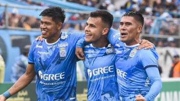 Jugadores de Blooming cobraron un mes de sueldo en vísperas de la Navidad