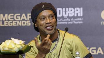 Ronaldinho arremete contra Brasil: “No hay líderes respetables; una vergüenza”