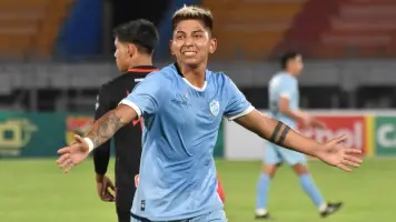 Aurora vence a FC Universitario y supera la barrera de -33 puntos