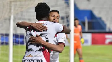 Blooming la ‘sacó barata’ tras caer con juveniles ante Nacional