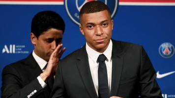 PSG rechaza pagar suma que reclama Mbappé y esperará decisión judicial