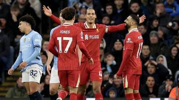 Liverpool se encamina al título de la Premier League tras derrotar al City