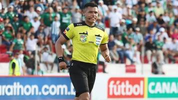 Video: Árbitro Dilio Rodríguez fue agredido en el duelo San Juan FC y ABB