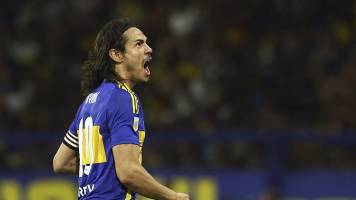 Cavani rescata a Boca Juniors y marca el empate ante Deportivo Riestra