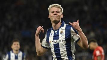 Luka Sucic guía a la Real Sociedad a octavos de final de la Europa League 