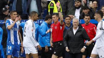 Kylian Mbappé sufre su primera expulsión con la camiseta del Madrid