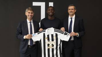 Kolo Muani deja el PSG para regresar a la Juventus de Italia