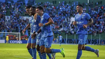 Blooming recibirá a Bolívar por la primera final de la Copa de Verano