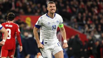 El veterano Edin Dzeko lidera la nómina de Bosnia para la Copa del Mundo