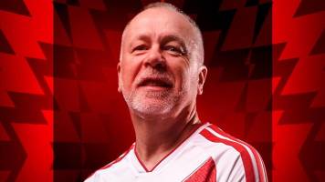 El brasileño Mano Menezes asume como nuevo técnico de selección peruana