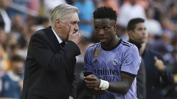 Ancelotti entiende que Vinicius dudara en marcharse del Real Madrid