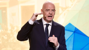 Infantino expresa estar “feliz de ver a Irán” en el Mundial pese a la situación con Estados Unidos