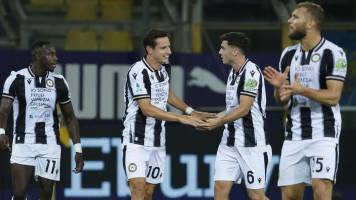 Udinese es el nuevo líder de la Serie A tras vencer al Parma con remontada