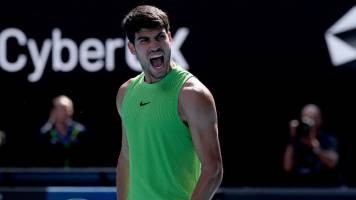 Carlos Alcaraz alcanza cuartos de final en Australia tras vencer a Tommy Paul