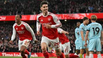 Arsenal vence al Burnley y queda a un paso de conquistar la Premier League