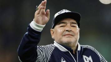 Maradona tenía “conductas autolesivas” y no debió internarse en casa, dice médico