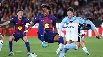 Video: Lamine Yamal se lesiona tras marcar un penal ante el Celta de Vigo